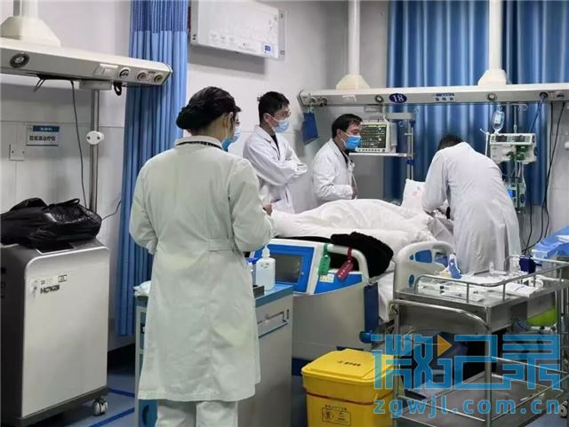 22063041972497100_39.jpg 22063041972497100_39.jpg